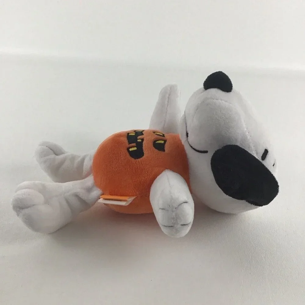Peanuts Snoopy Jack O Lantern Pumpkin 9